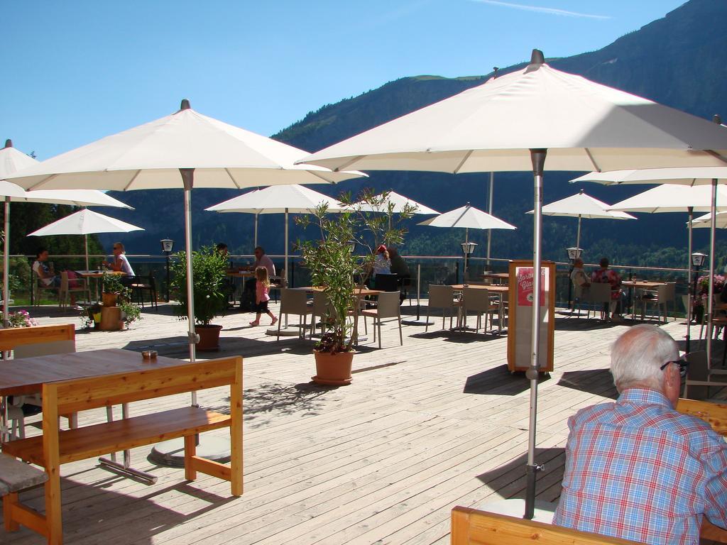 Hotel Restaurant Flaschen Albinen Exteriér fotografie