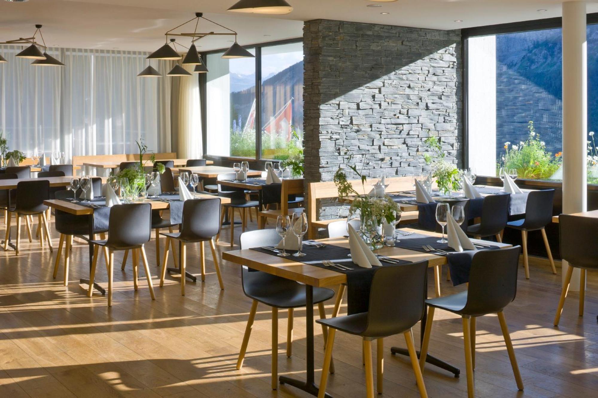 Hotel Restaurant Flaschen Albinen Exteriér fotografie